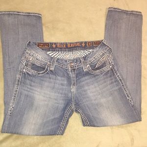 ROCK REVIVAL Buckle “Scarlet” Easy crop jeans!